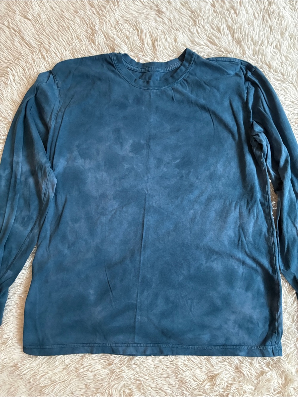 ivory ella Women's Long Sleeve Tee - Deep Navy Tie-Dye